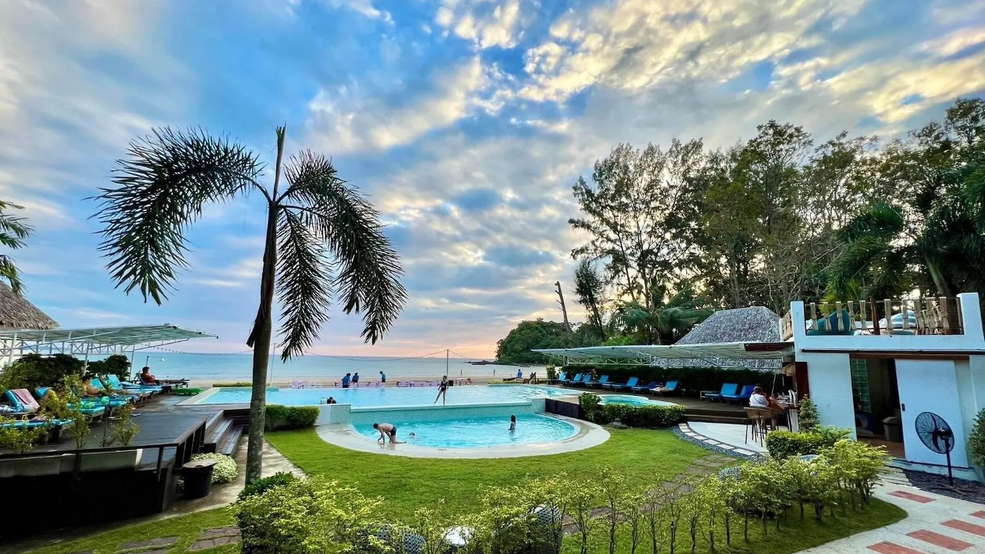 Twin Bay Resort Ko Lanta 3*,