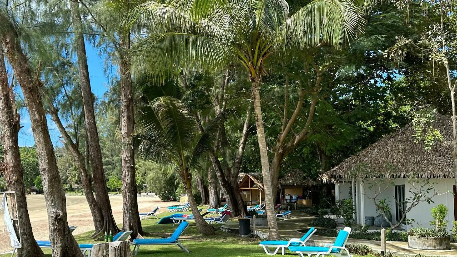Twin Bay Resort Ko Lanta 3*,