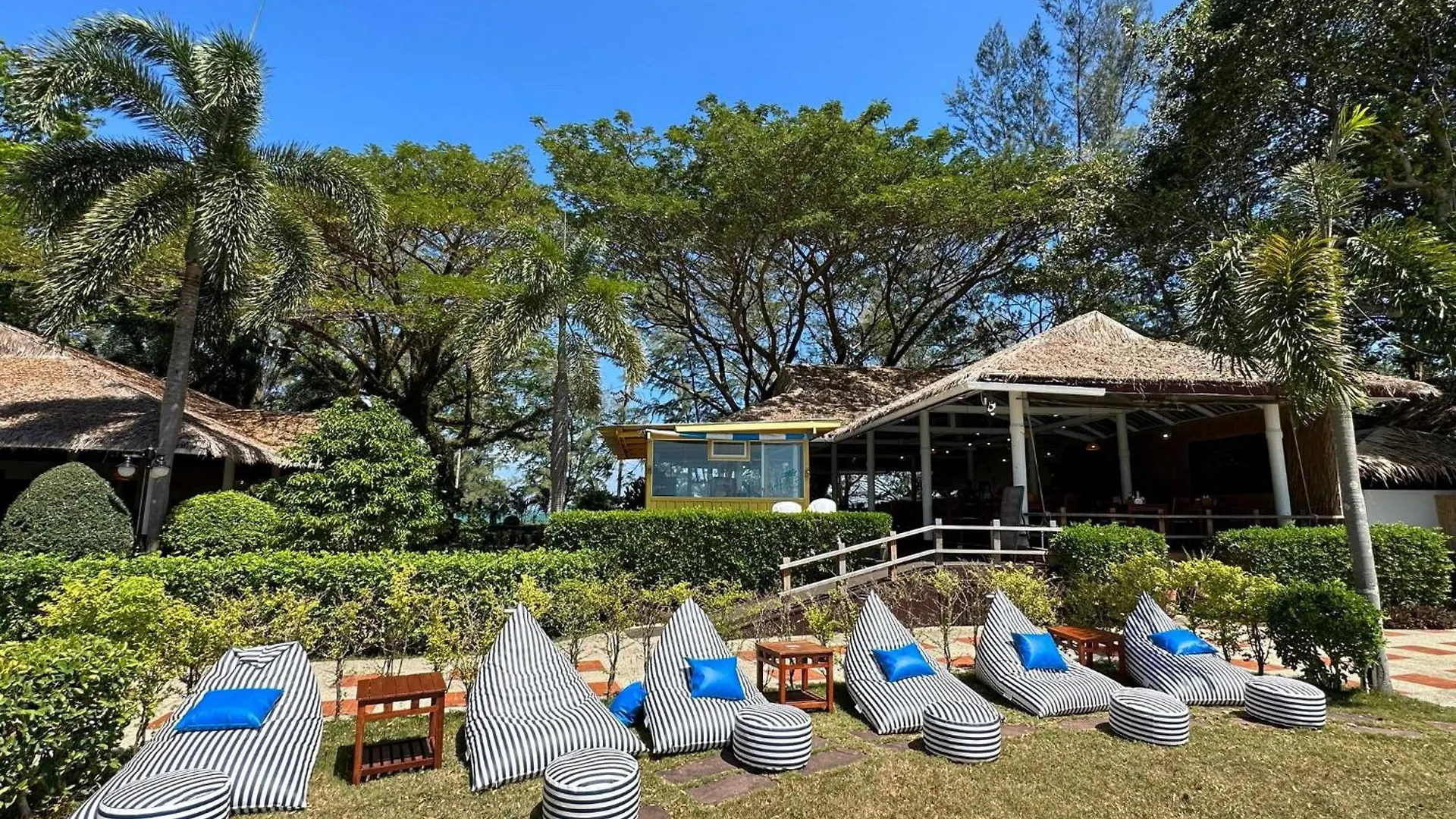 Twin Bay Resort Ko Lanta Thailand