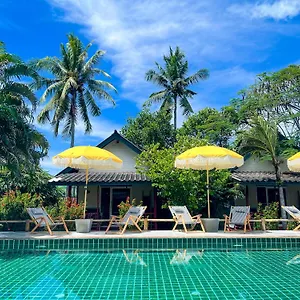 Oasis Yoga Ko Lanta